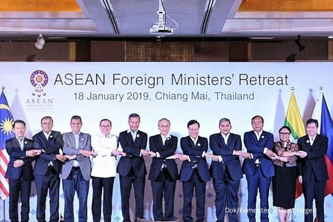 Menlu Retno hadiri pertemuan menlu se-ASEAN di Thailand
