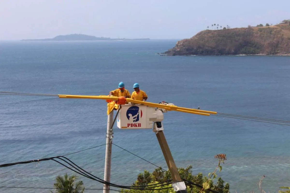 Meski dilanda blackout, PLN terus menerangi daerah 3T