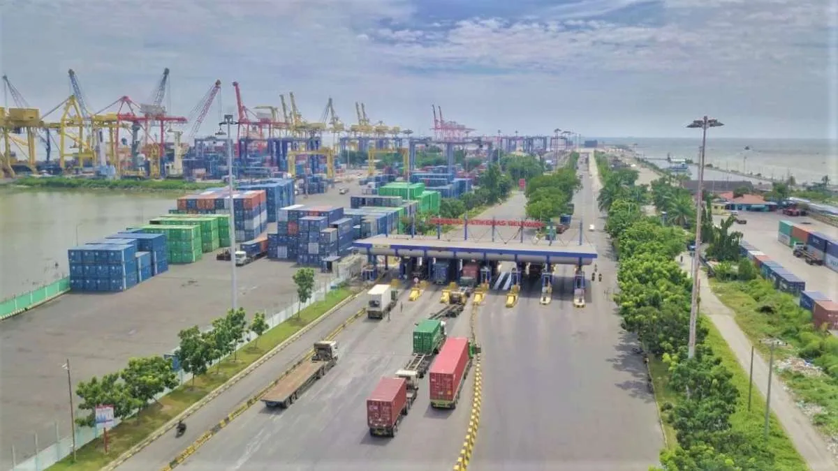 Pelindo I atur akses masuk truk peti kemas di TPK Belawan