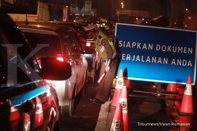 Hari pertama peniadaan mudik, 648 kendaraan dipaksa putar balik ke Jakarta