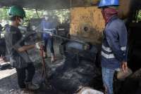 Pupuk Kaltim (PKT) Olah Limbah Plastik Jadi Bahan Aspal Jalan