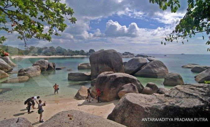 Six missing after boat capsizes in Belitung waters