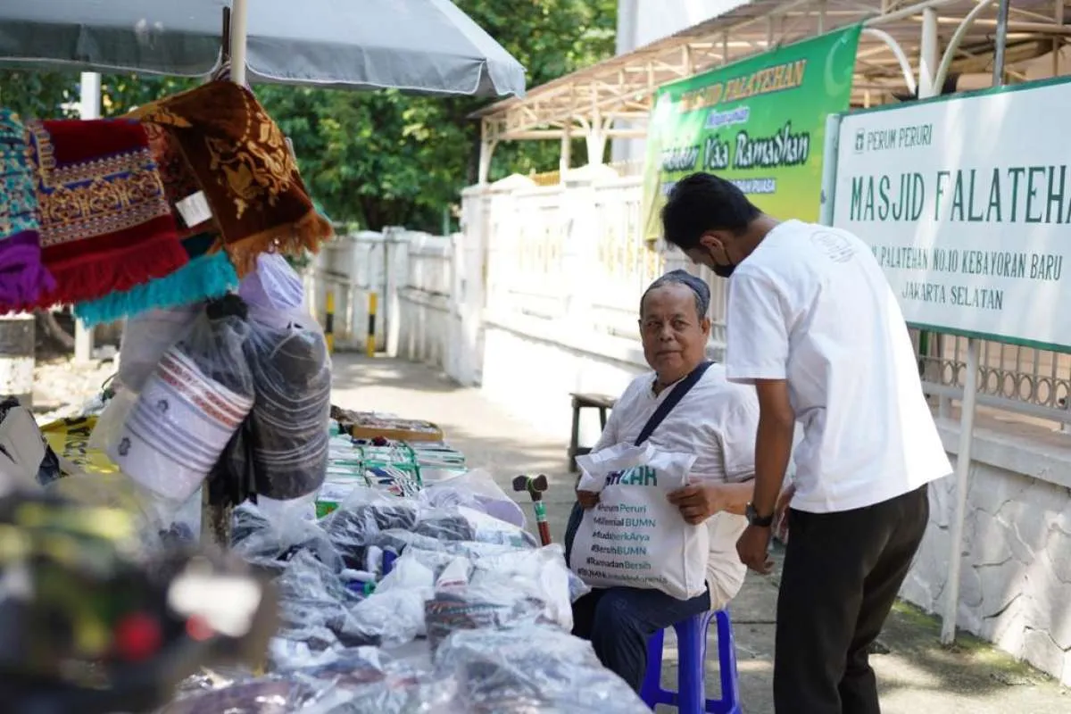 Sambut Hari Raya Idul Fitri, Milenial Peruri Lakukan Aksi Ini
