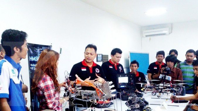 Dari sekadar koleksi lalu bisa membuat robot