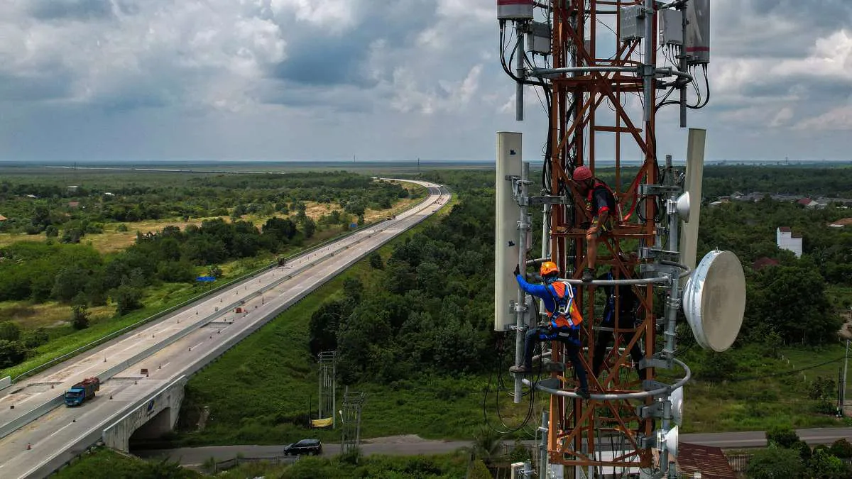 PLN Suplai Listrik XL Axiata untuk Menara BTS