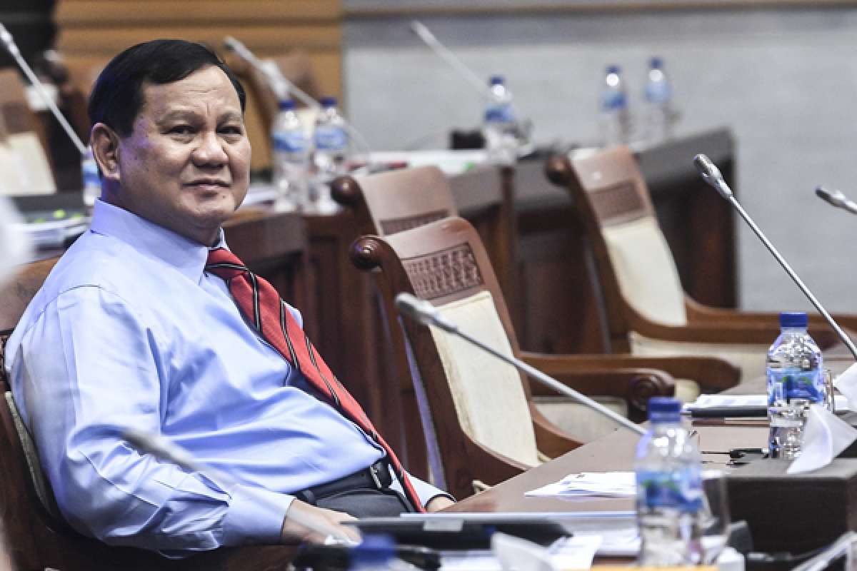 Menhan Prabowo sebut banyak senjata TNI sudah tua