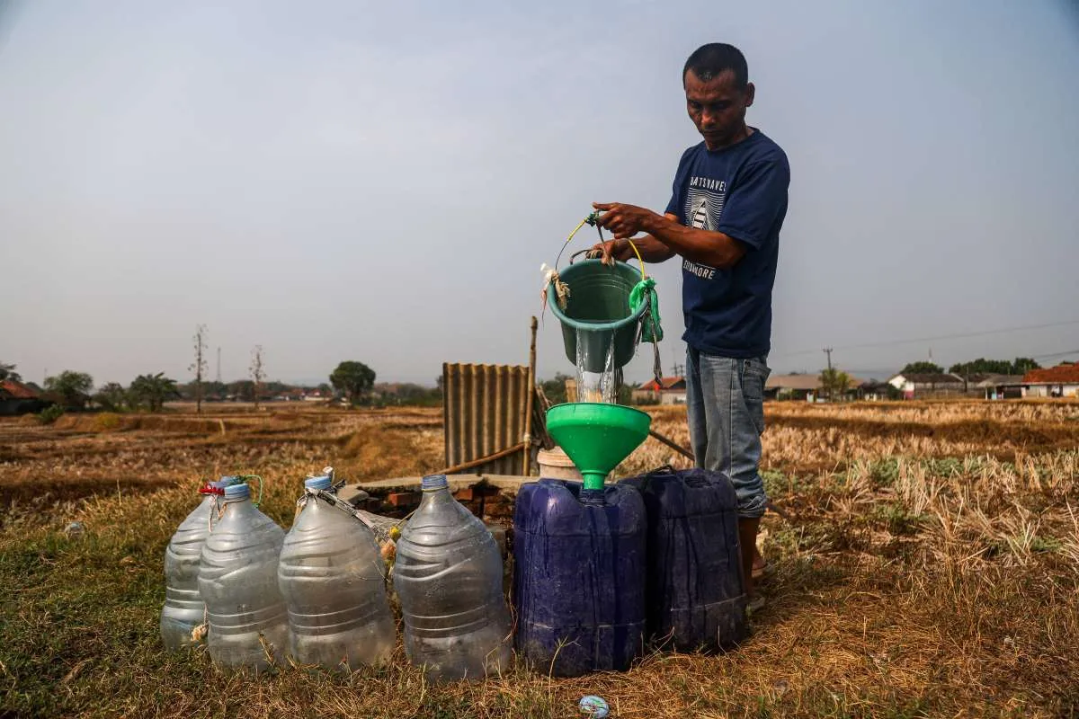 Kemarau Panjang, Kementerian PU Salurkan 48,9 Juta Liter Air