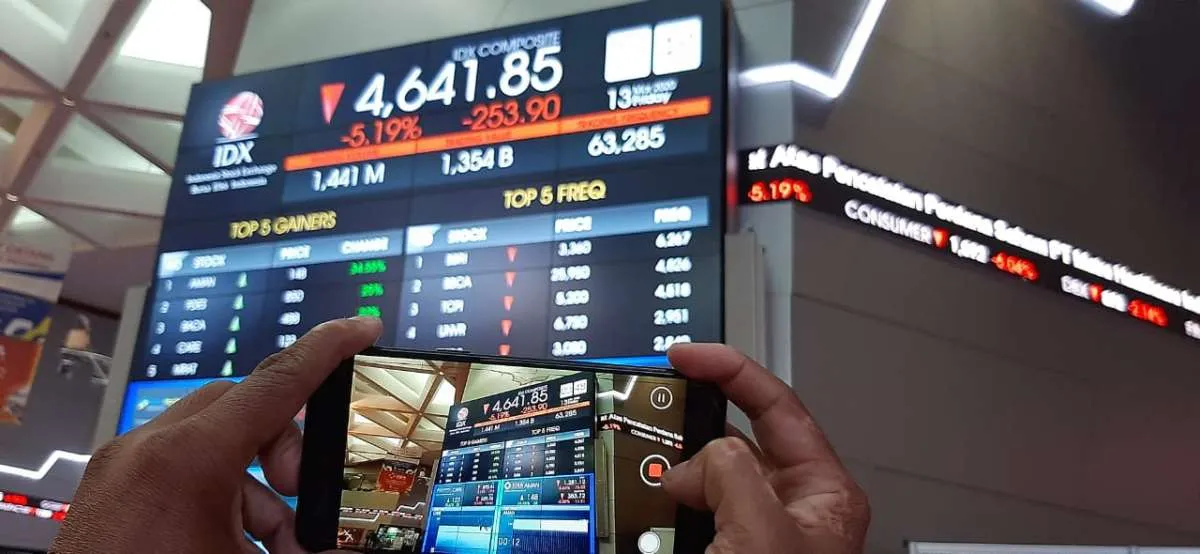 IHSG tersungkur, tapi 10 saham ini dikoleksi asing sepekan terakhir
