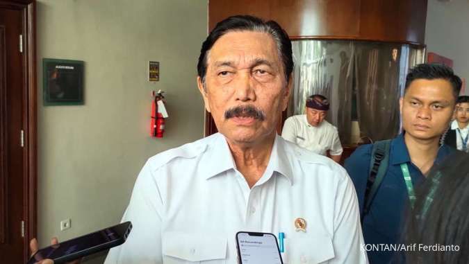 IHSG Tumbang, Luhut: Bisa Terjadi Dimana Saja