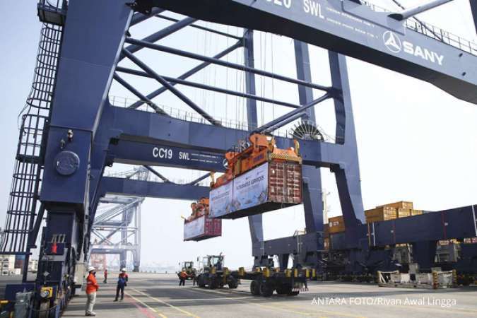 POLL-Indonesia's GDP Growth Gained Speed in Q2 on Record Exports