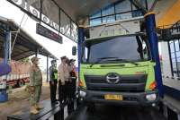 Perlu Tegas Menindak Truk Kelebihan Muatan