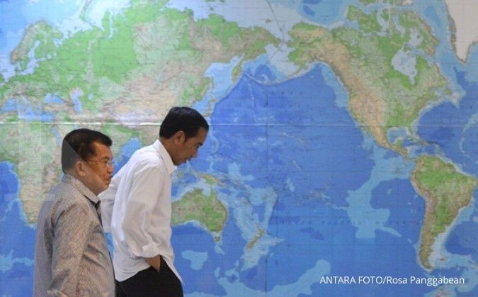 Jokowi serahkan bantuan Non-tunai di Ambon