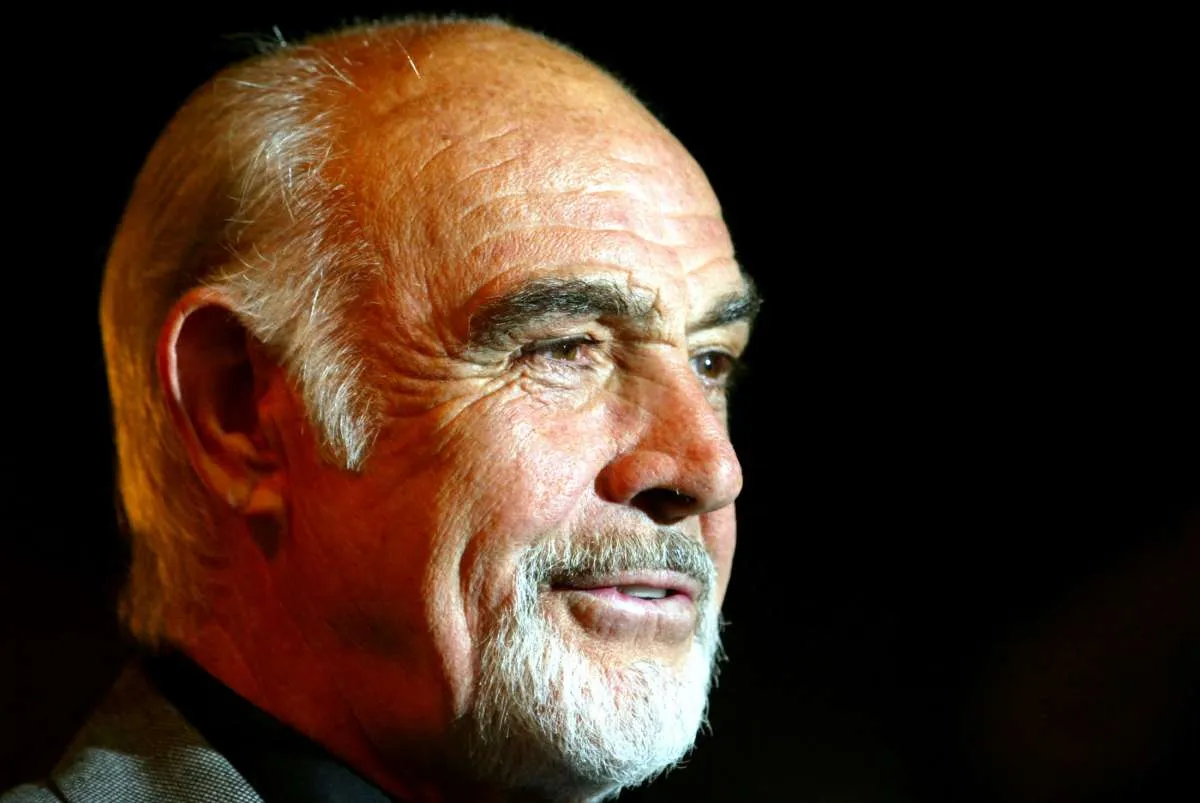 Sean Connery, besar di kawasan kumuh, namanya tenar berkat peran James Bond