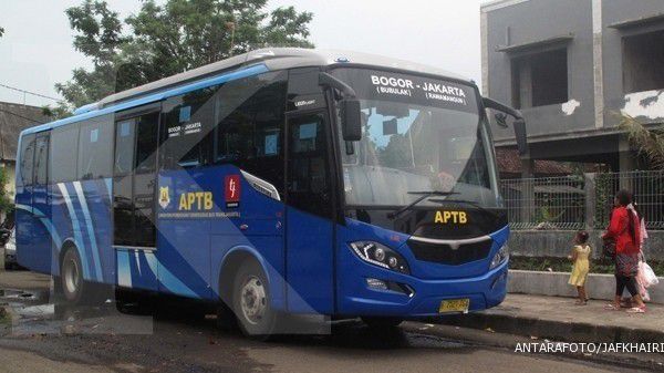 DPRD: Pemprov DKI tak teliti beli bus dari China