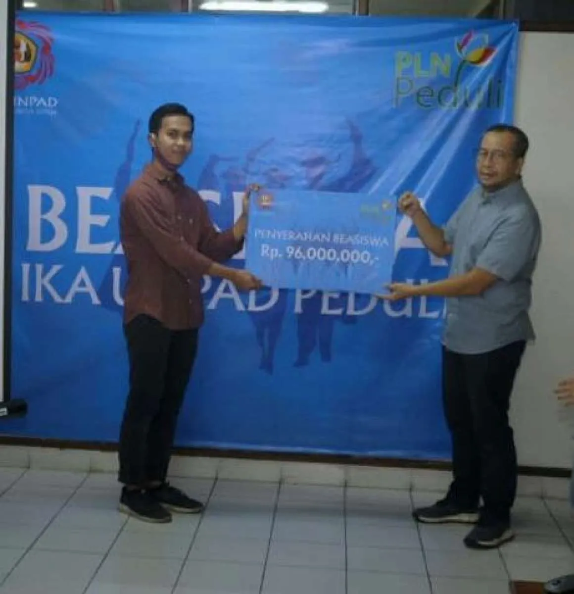 PLN kerjasama dengan IKA Unpad berikan beasiswa kepada mahasiswa UNPAD