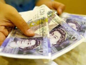 Consumer confidence masih tekan poundsterling