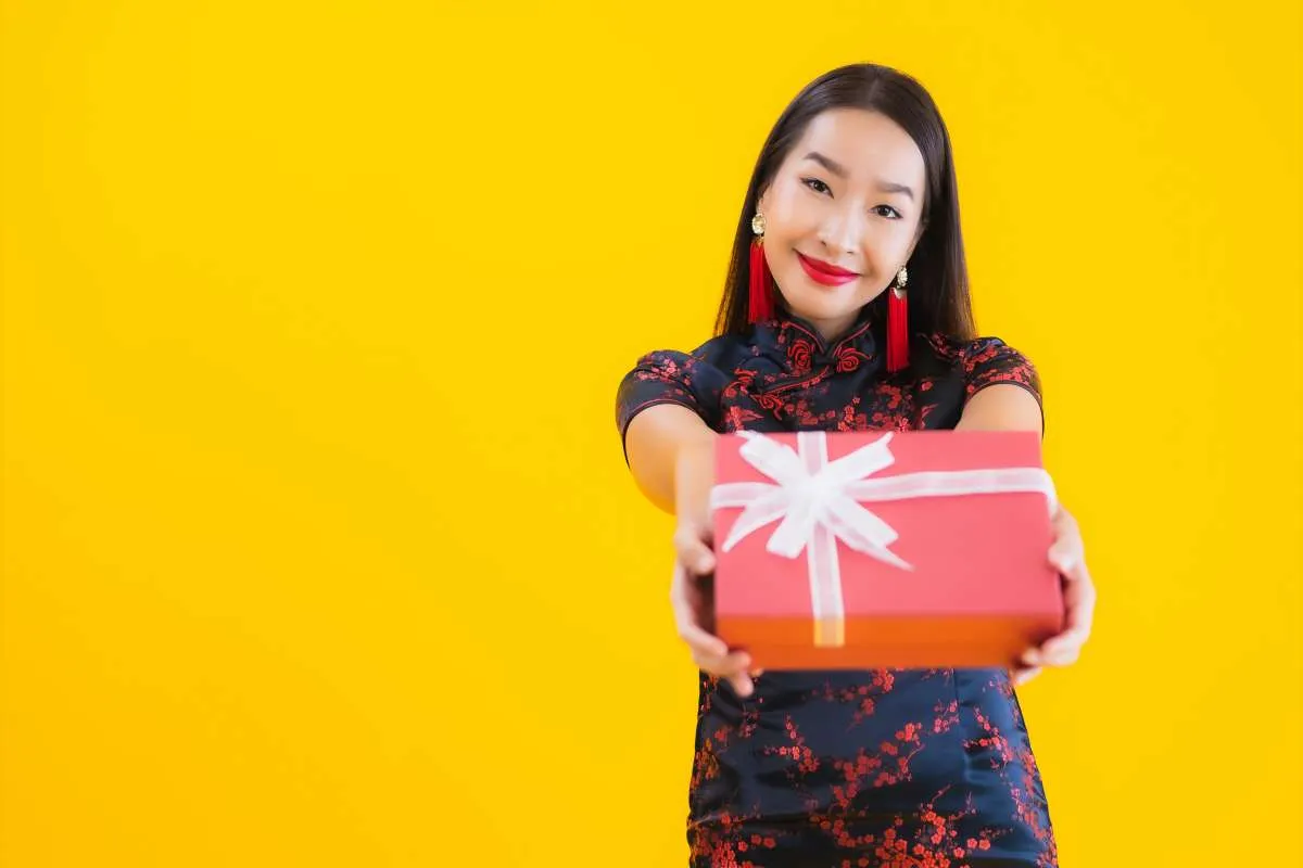 Tahun Baru Imlek, Ini Rekomendasi Hadiah Unik Selain Angpau untuk Teman Tahun 2022