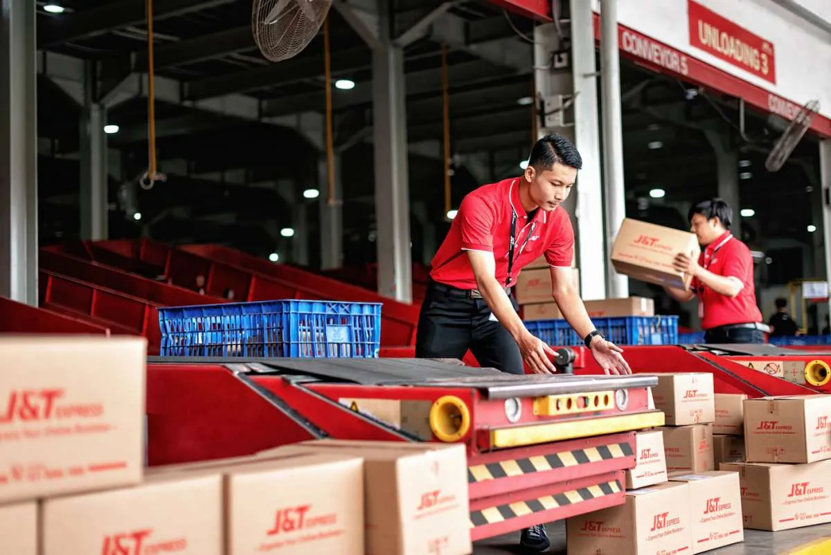 J&T Express perluas jangkauan layanan J&T Super di lima kota