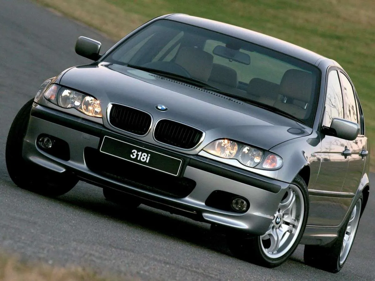 Kian terjangkau, harga mobil bekas BMW seri 3 kini dari Rp 60 juta di awal tahun 