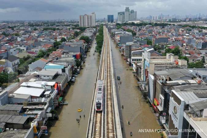 Banjir Jakarta merendam kantor-kantor Kementerian Keuangan, Sri Mulyani prihatin 
