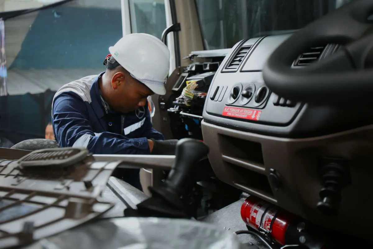 DCVI Perkuat Ekosistem Bus Nasional, Serahkan Unit Baru ke Tiga PO Besar