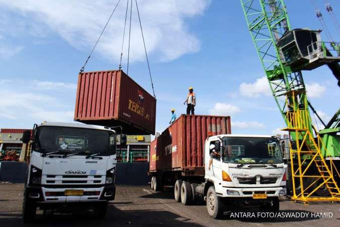 Indonesia Surplus Neaca Dagang 65 Bulan Berturut-Turut, Tapi Surplus Makin Mini
