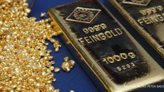 Akhir pekan, emas tertekan ke support US$ 1.200