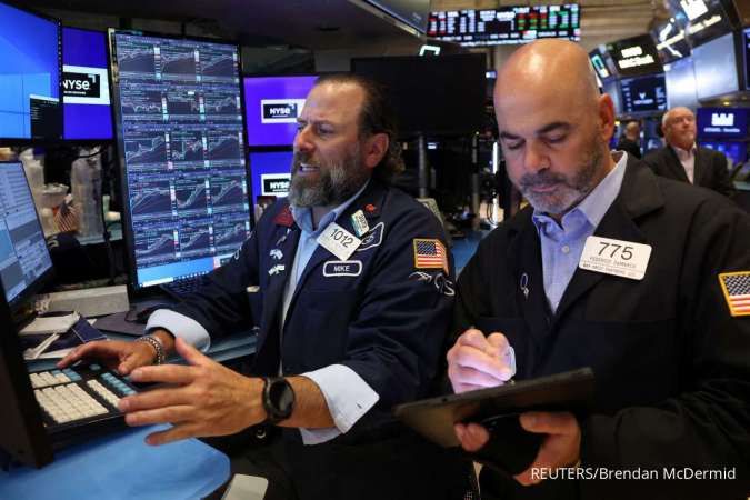Wall Street: Dow, S&P 500 dan Nasdaq Ditutup Melemah, Terseret Konflik Israel-Iran