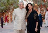 Mengenal Paula Hurd, Pacar Bill Gates yang Punya Karier Cemerlang