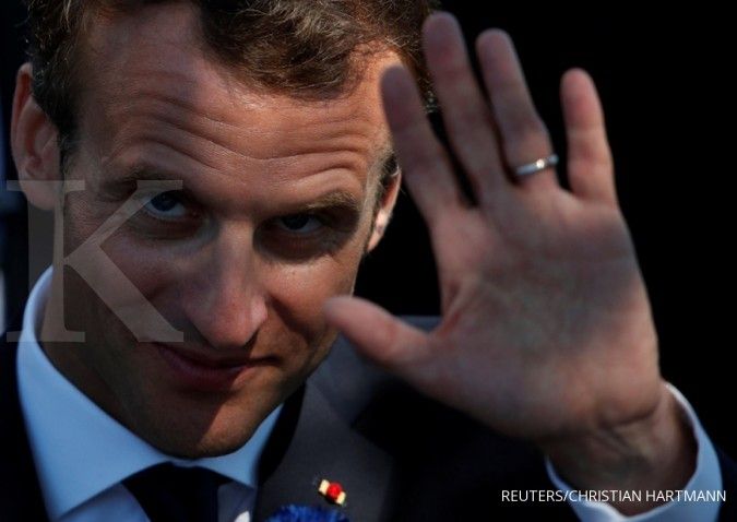 Setelah protes luas, Presiden Perancis Emmanuel Macron tunda kenaikan pajak BBM