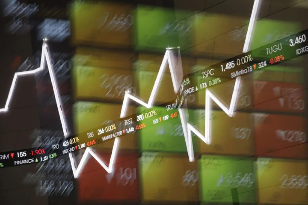 IHSG menguat 0,12% ke 6.199 di akhir perdagangan sesi I hari ini
