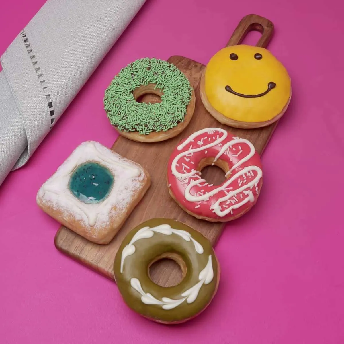 Promo Dunkin Donuts 10 April 2021, 18 donat hanya Rp 100.000 saja!