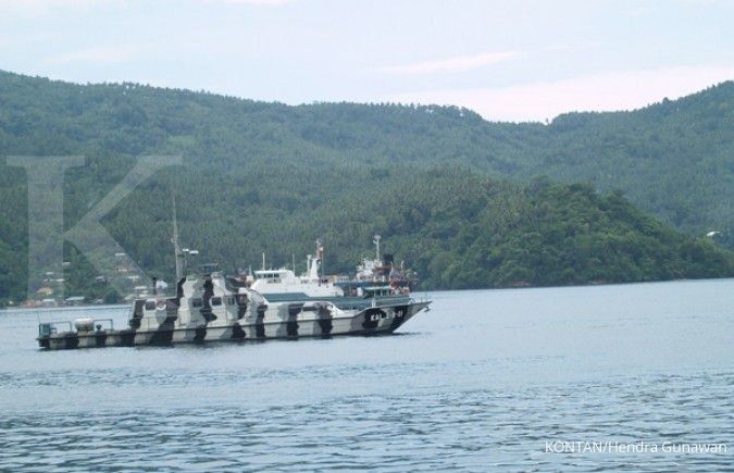 Navy arrests six Malacca strait pirates 