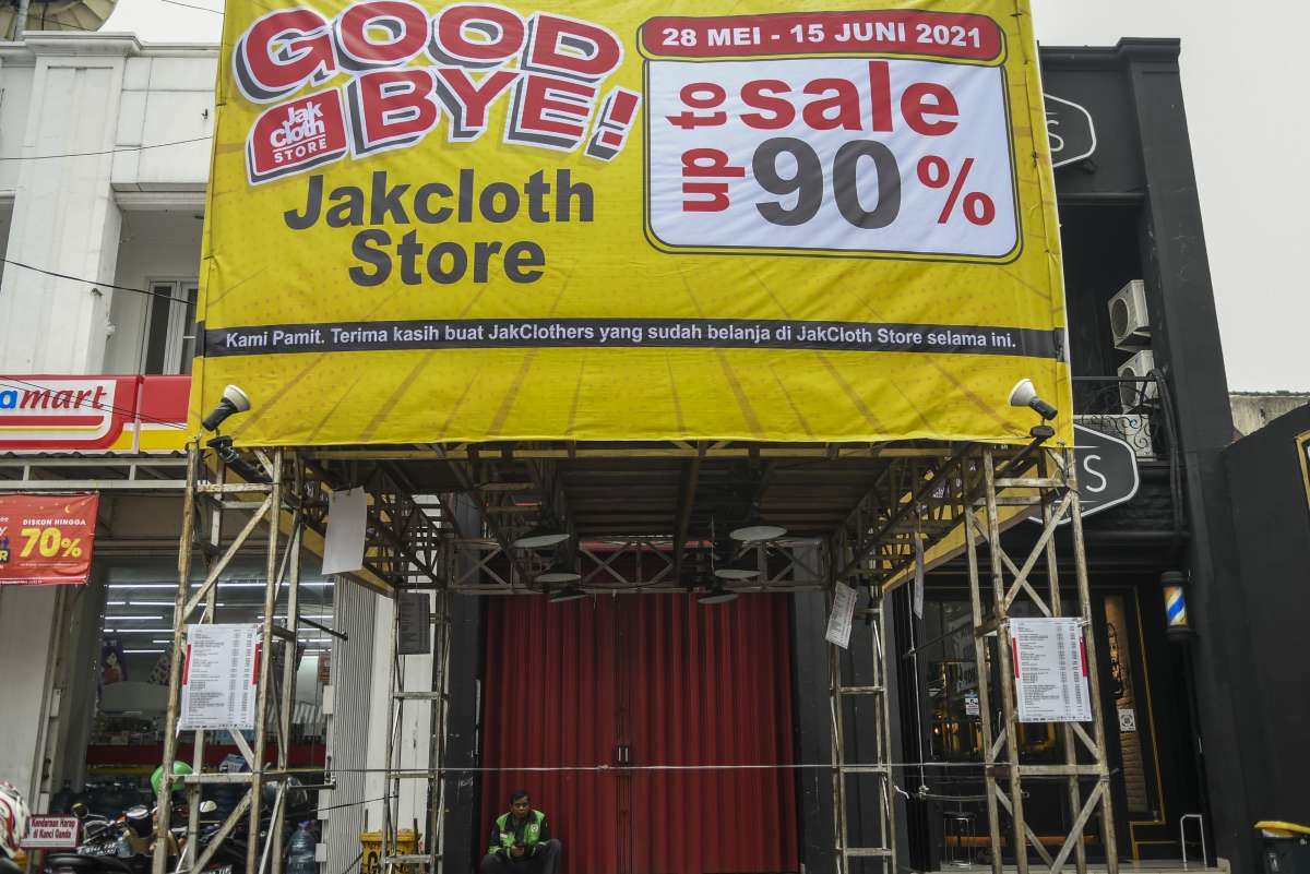 Lonjakan Covid-19 Mulai Tekan Daya Beli