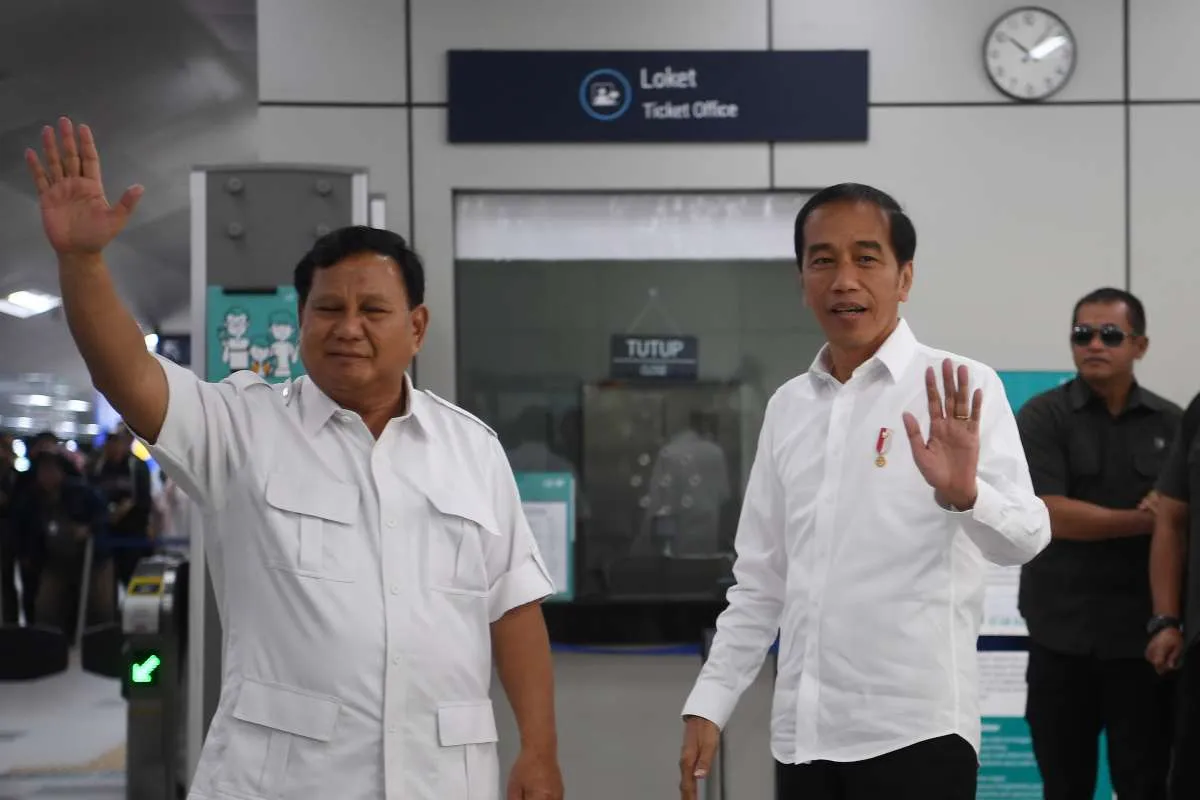 Berikut pernyataan lengkap Jokowi saat bertemu Prabowo di stasiun MRT