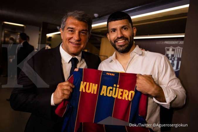 Sergio Kun Aguero mendarat di Barcelona, temui Lionel Messi
