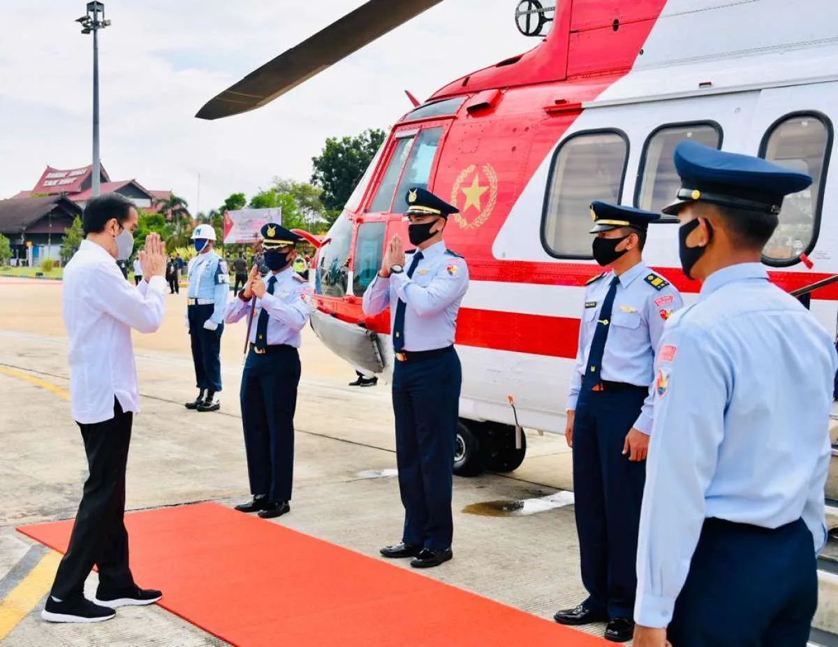 Sambut HUT ke-75 RI, helikopter kenegaraan dicat merah putih
