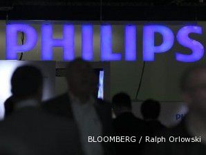 Philips Indonesia memproduksi lampu tenaga surya bagi warga tak mampu