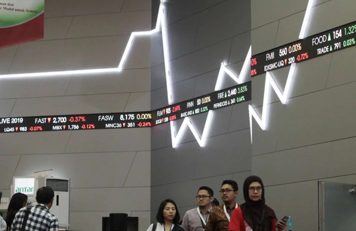 Delapan saham turun bareng IHSG, ini 10 saham LQ45 dengan PER terkecil (21/8)