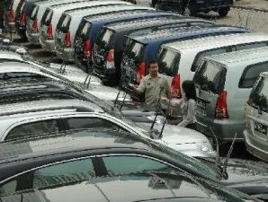 Penjualan mobil diprediksi naik tipis 4,2% pada 2011