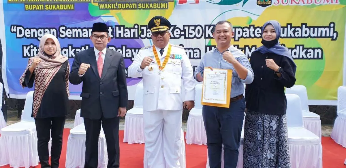 Anak usaha Siam Cement Group (SCG ) jadi perusahaan terbaik dari Pemda Sukabumi