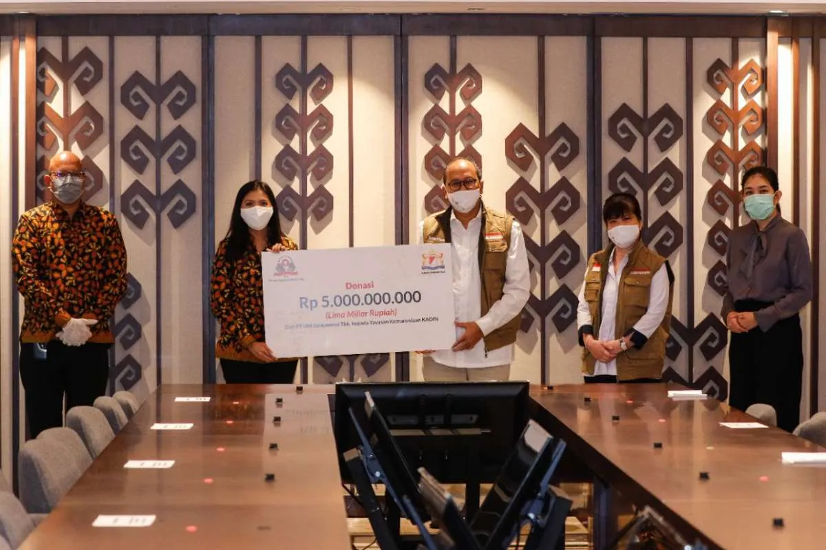 Kadin salurkan donasi Rp 5 miliar dari HM Sampoerna untuk rumah sakit Jawa Timur