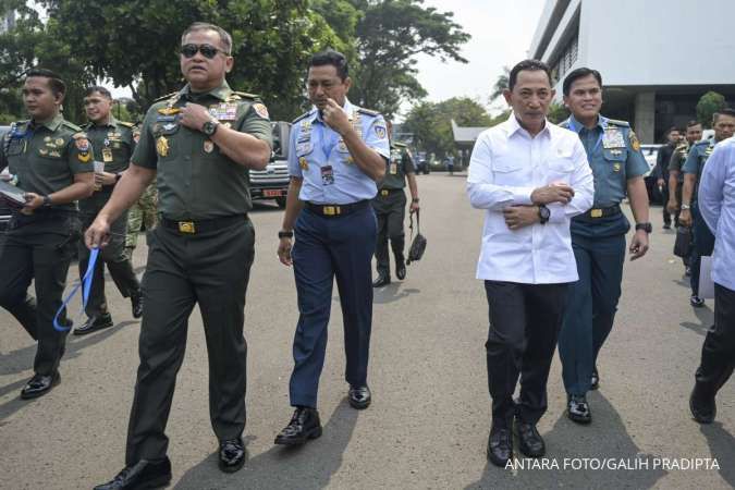 Hadapi Perang Modern, Prabowo Minta Rekrutmen TNI-Polri Tak Cuma Lihat Fisik