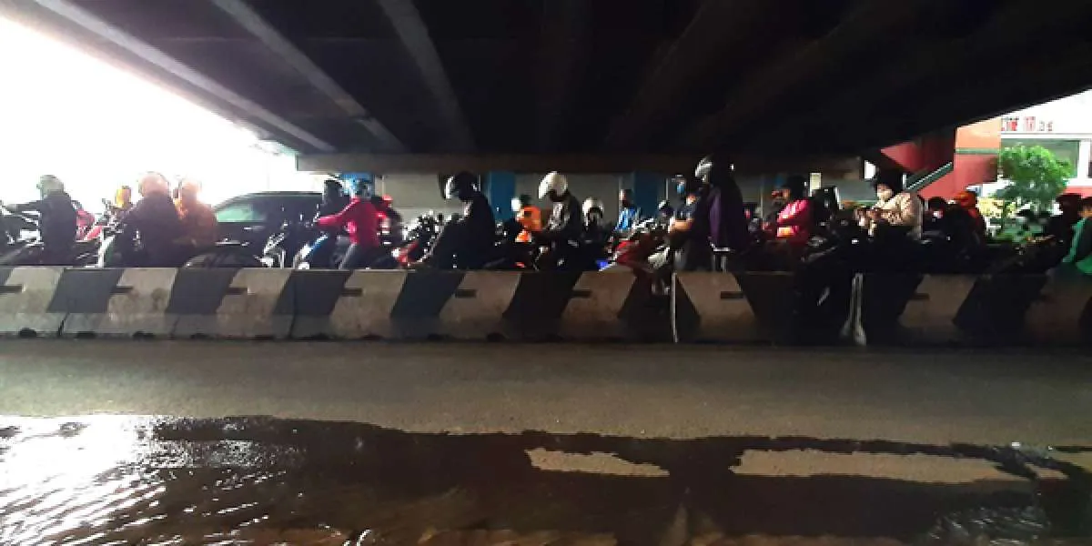 Wahai para bankir, kasih keringanan pembayaran pinjaman ke multifinance, dong.. 