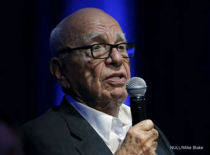 Murdoch's News Corp Eyes Joint Telegraph Bid with Rivals