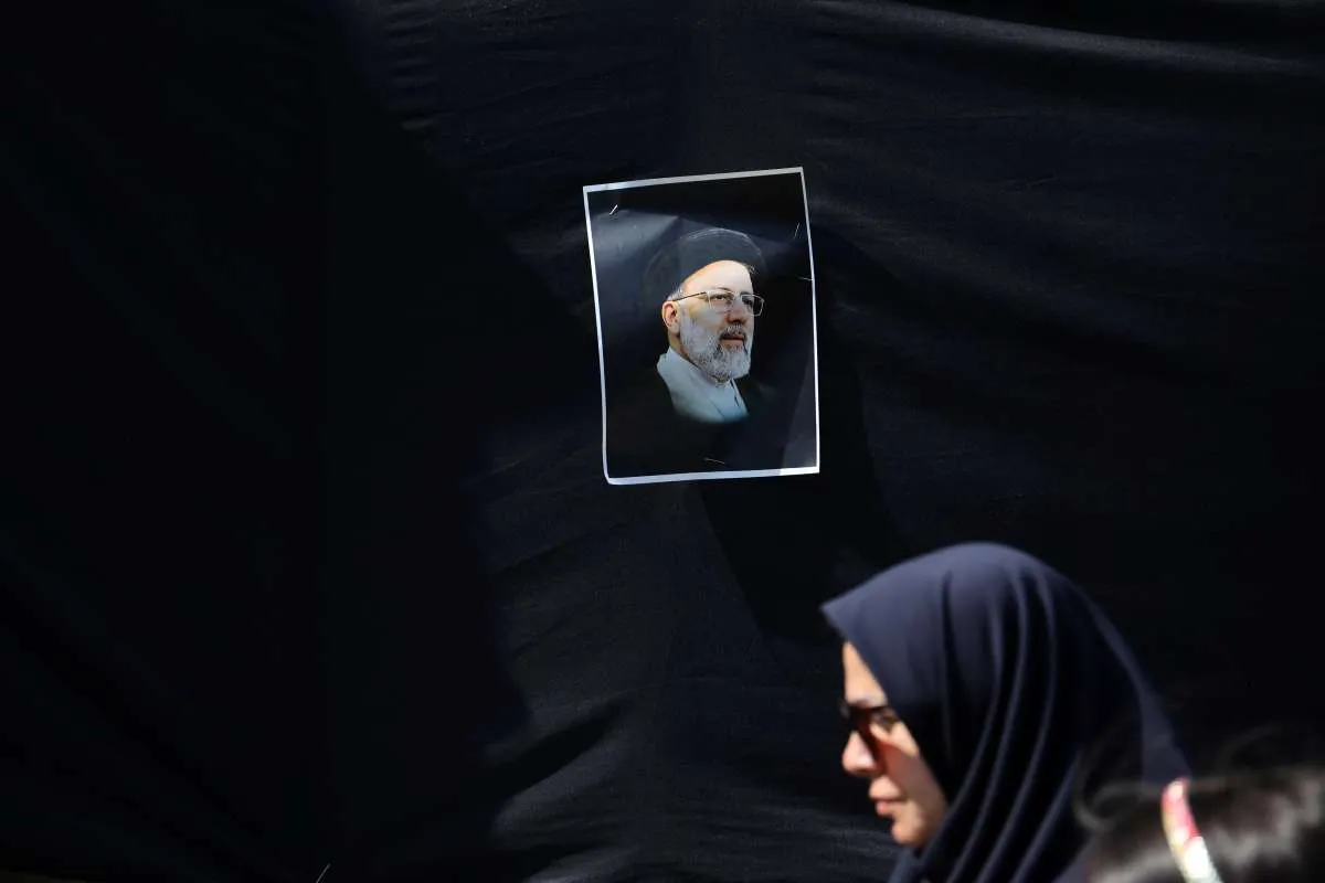 Bisikan Orang Dalam: Kematian Presiden Iran Bisa Picu Persaingan Suksesi Khamenei 