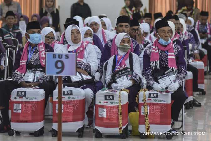 Jemaah Haji Gelombang II Diharapkan Kenakan Pakaian Ihram Sejak dari Embarkasi