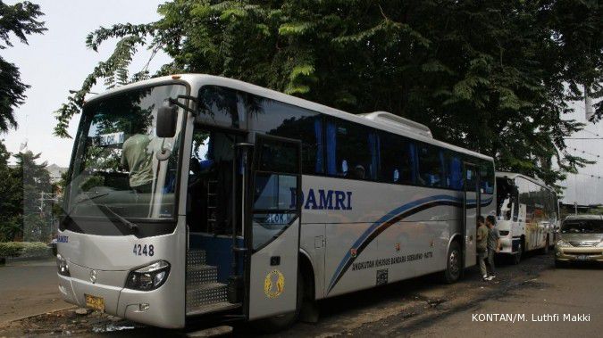 Tarif bus Damri seluruh trayek naik Rp 10.000 sampai Rp 15.000 mulai hari ini