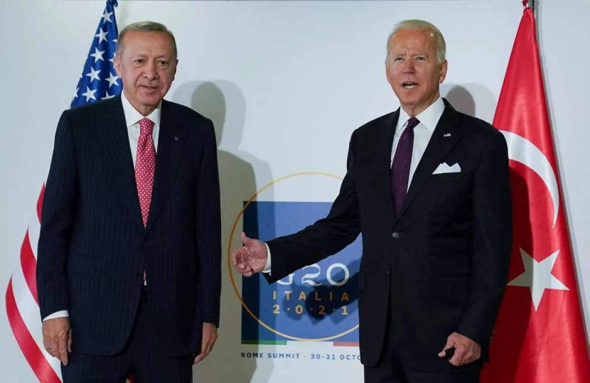 Biden dan Erdogan bicarakan jet tempur F-16 di sela-sela KTT G20 