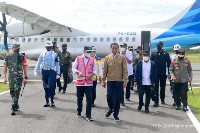 Presiden Jokowi resmikan bandara dan tinjau tanggul di Kalbar